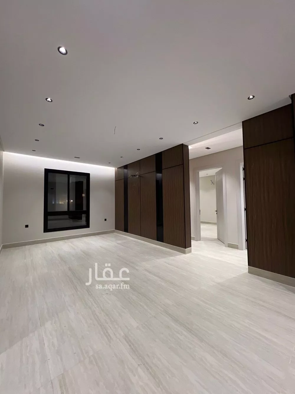 فيلا 8 غرف في الملك فهد 2