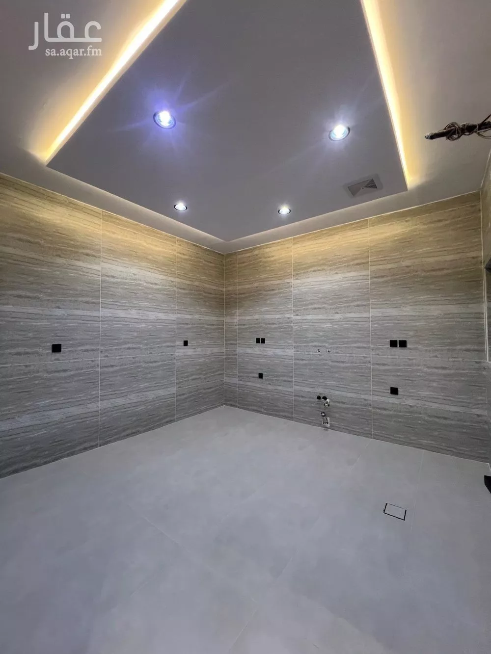 شقة 5 غرف في الملك فهد 5