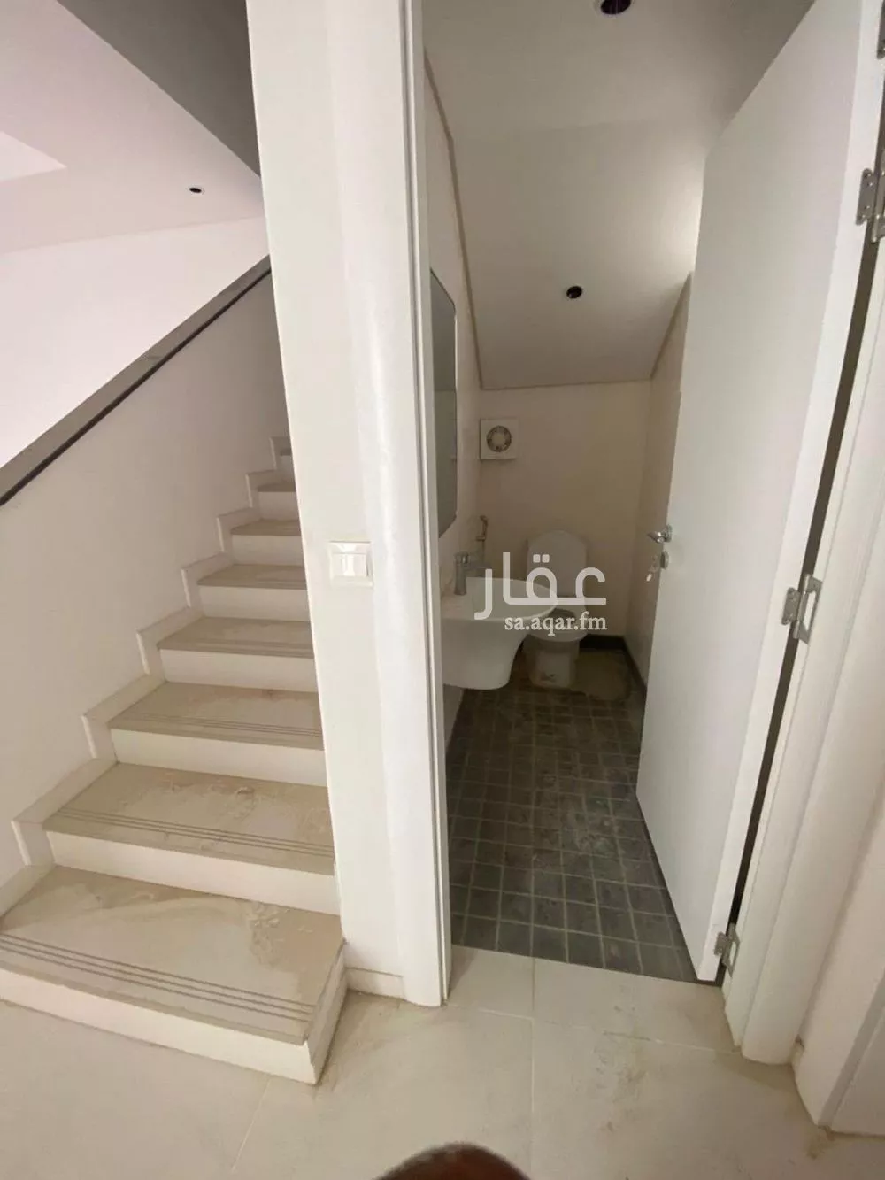 4 bedroom villa in Al Farouq, Riyadh 15