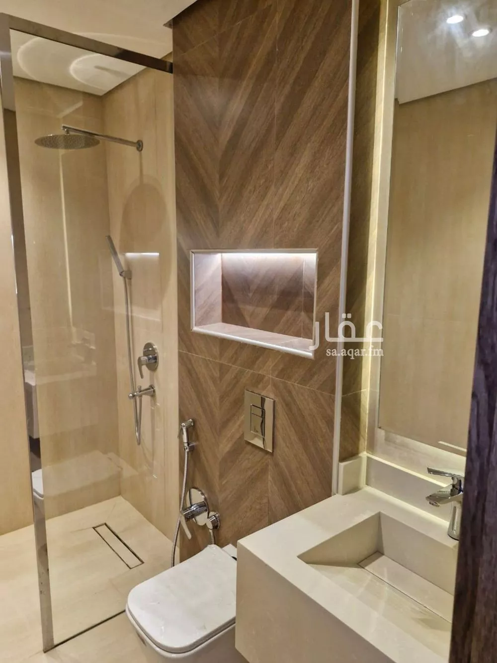 1 bedroom floor in Al Jazirah 3