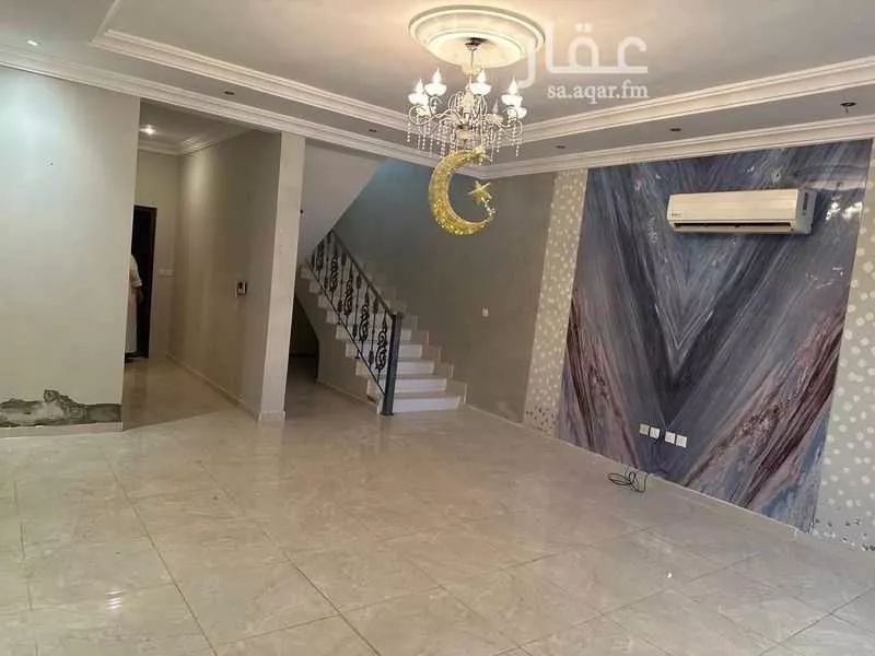 فيلا 9 غرف في الشراع 5