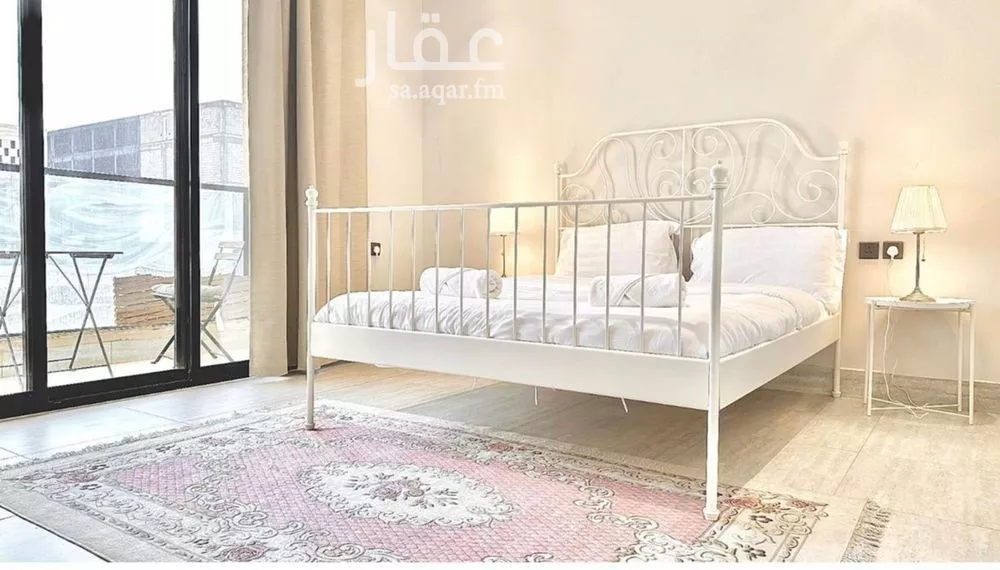 شقة 4 غرف في العارض 3