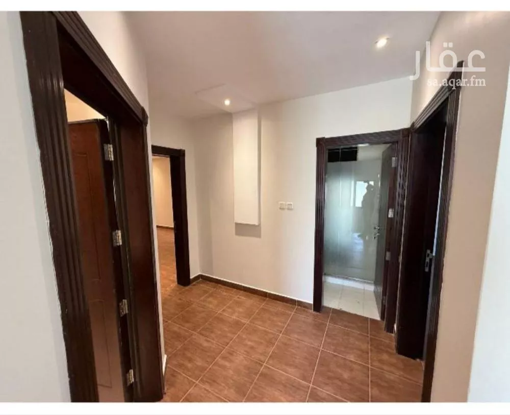 شقة 3 غرف في الملقا 3