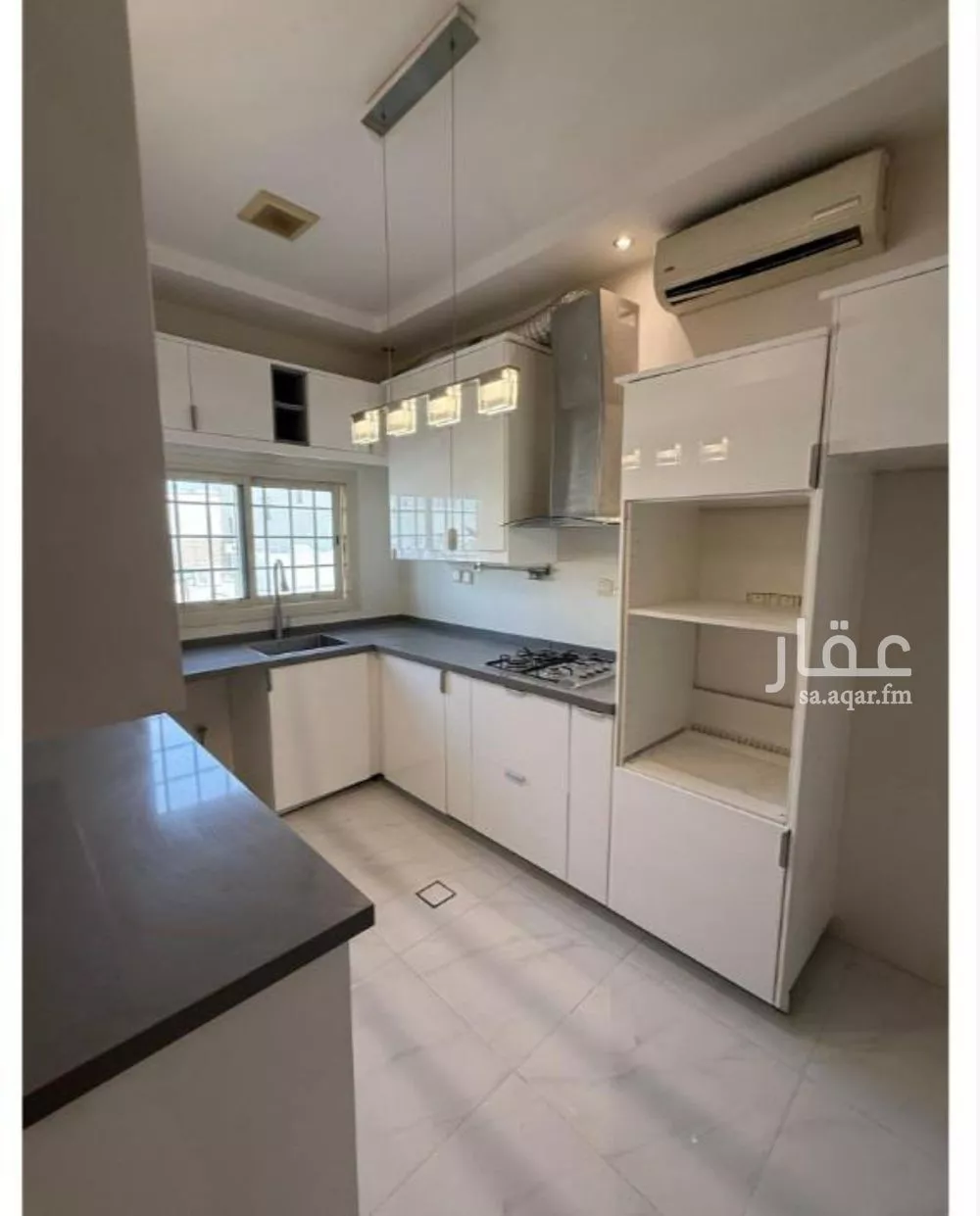 شقة 3 غرف في الملقا 4