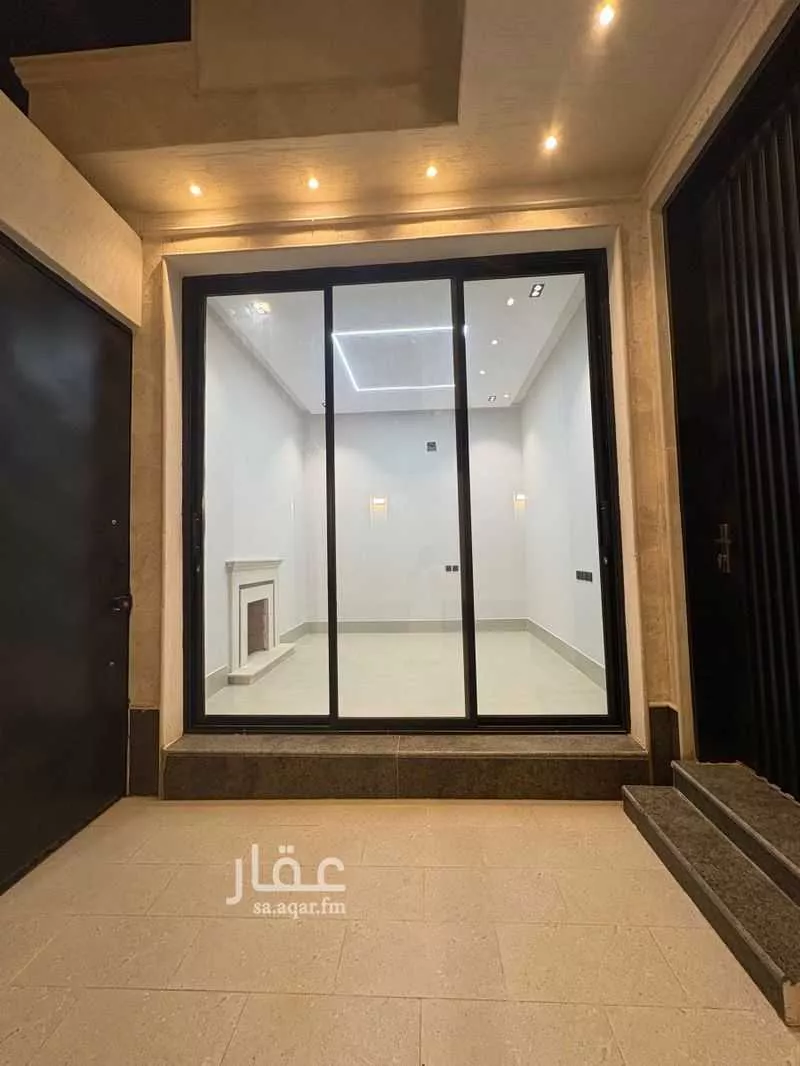 فيلا 8 غرف في العريجاء الغربية 4