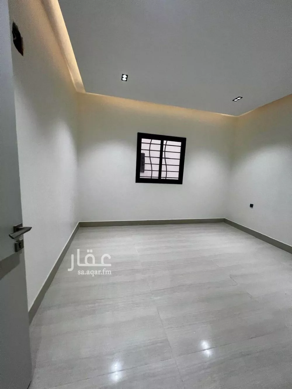5 bedroom floor in Taibah 5