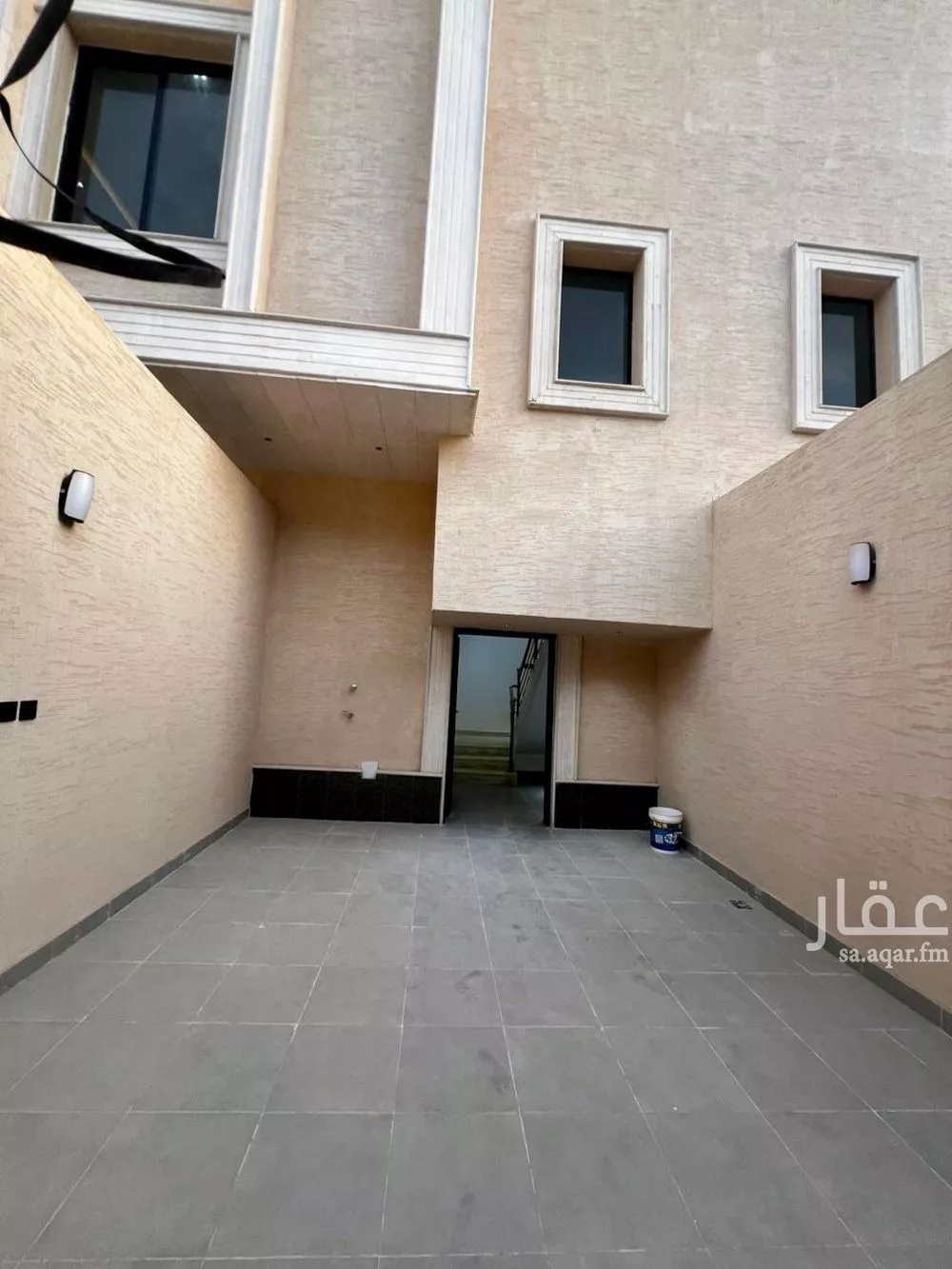 5 bedroom floor in Taibah 4