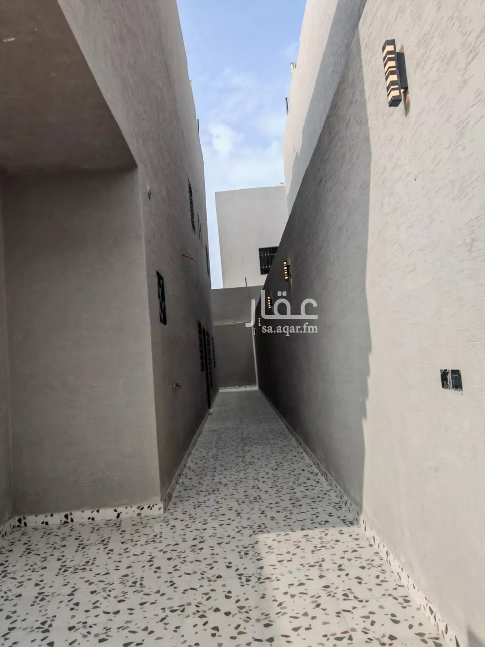 دور 5 غرف في طيبة 4