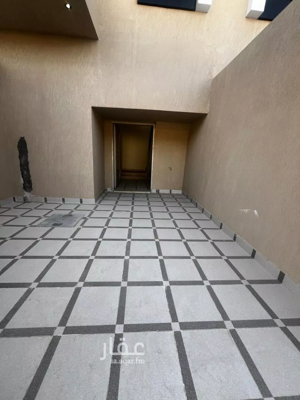 5 bedroom floor in Okaz 4