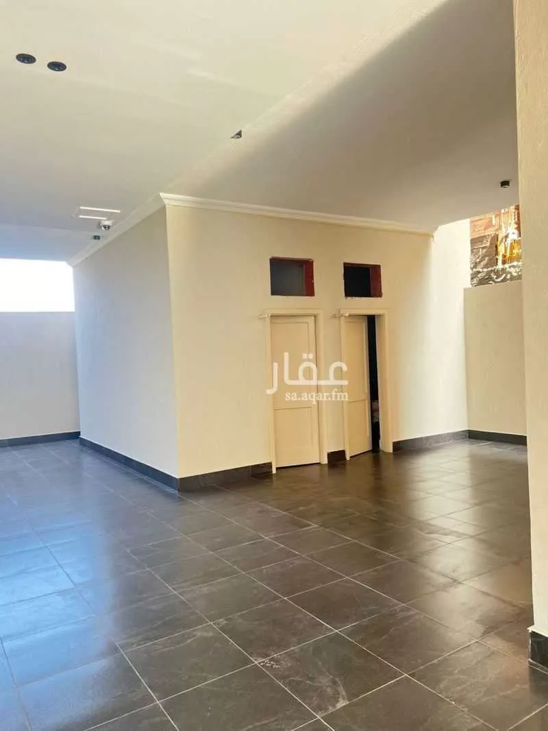 عمارة 140 م² في الريان 4