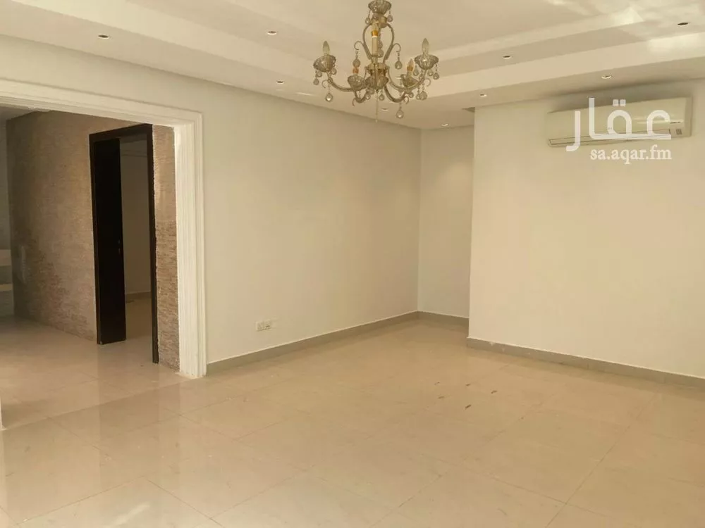 5 bedroom villa in Al Izdihar, Riyadh 12