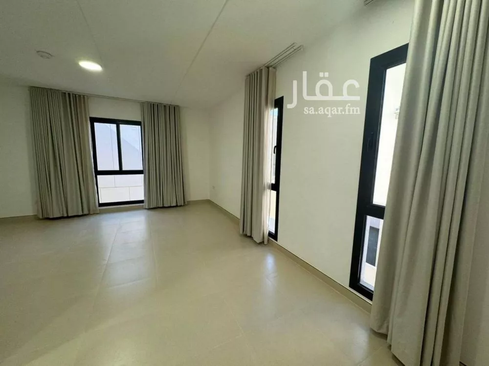 8 bedroom villa in Al Munsiyah 1