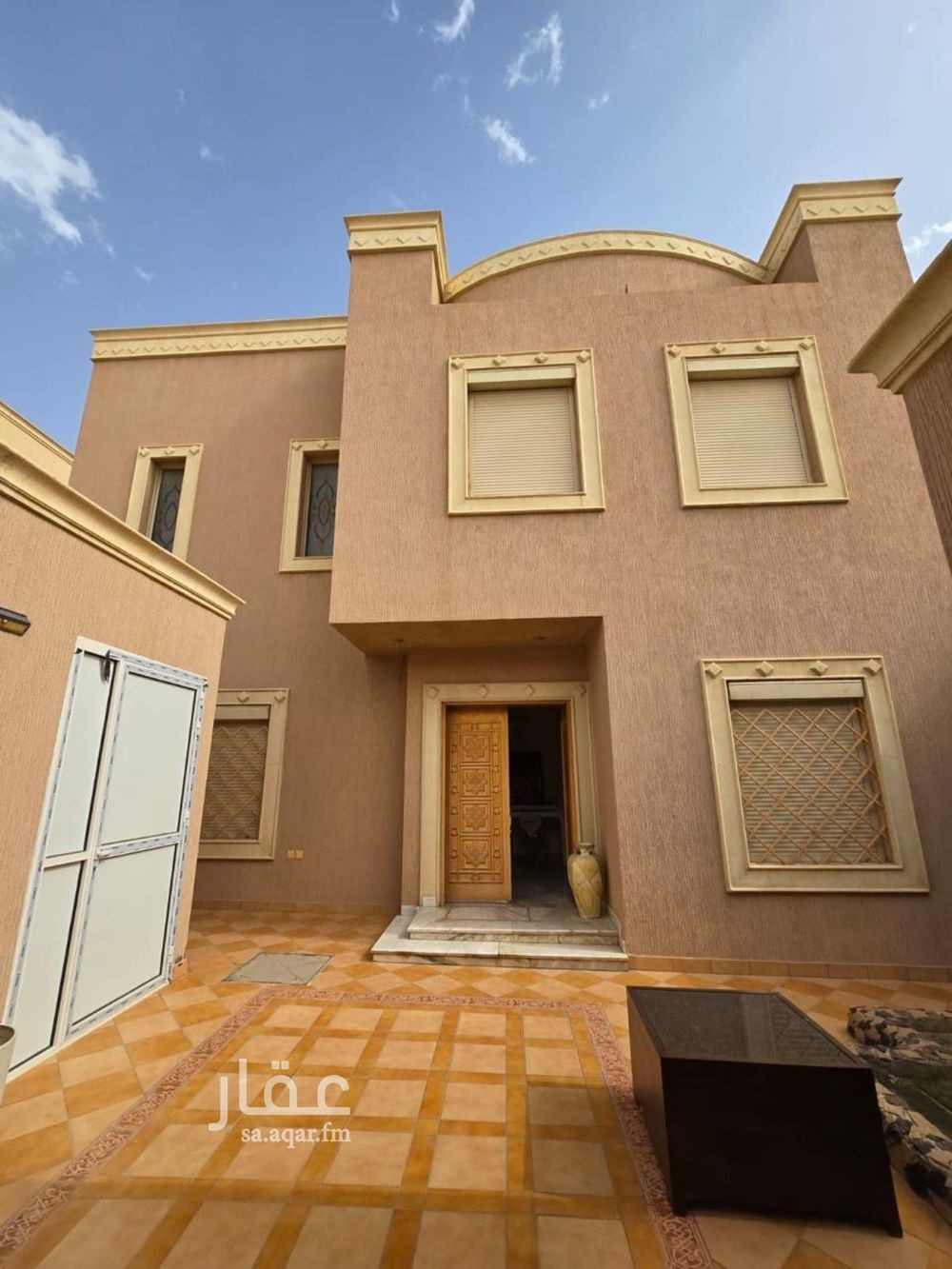 land in Al Nakheel, Riyadh 8