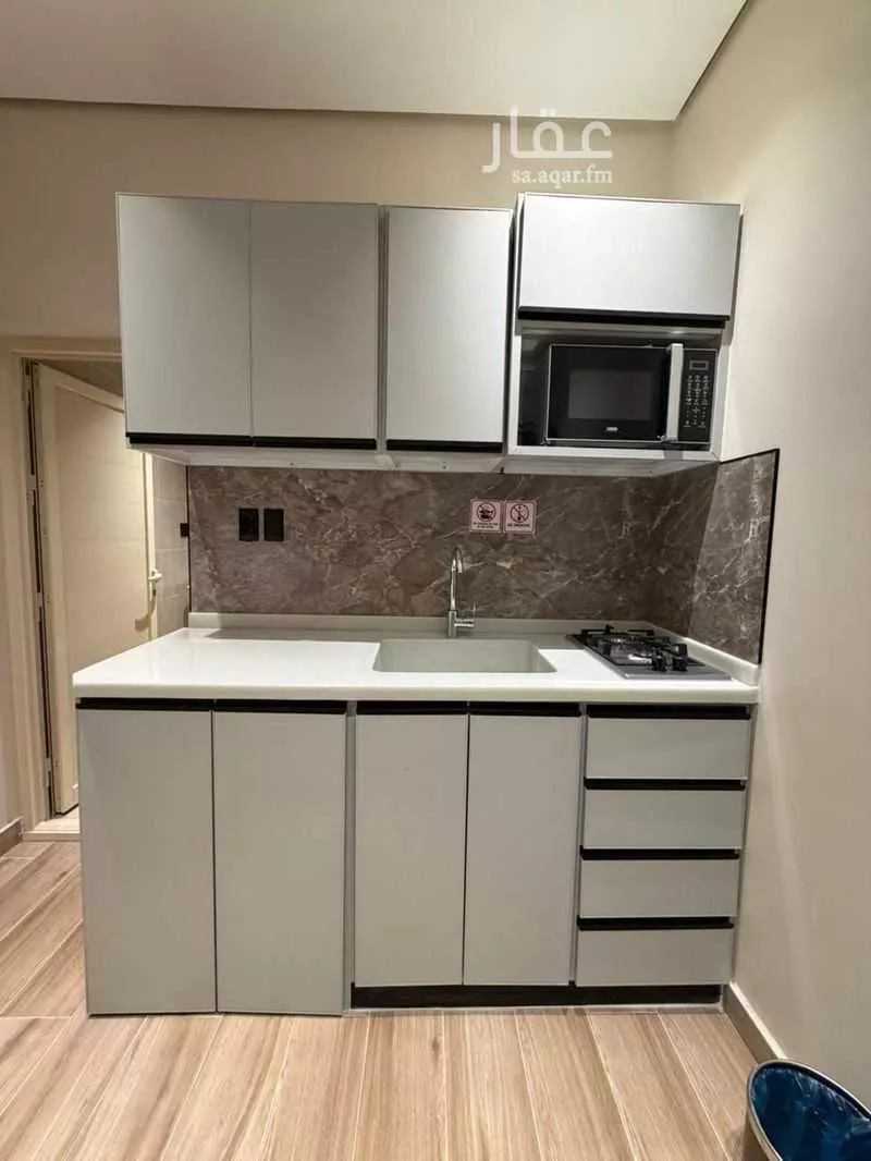 شقة 2 غرف في العليا 5