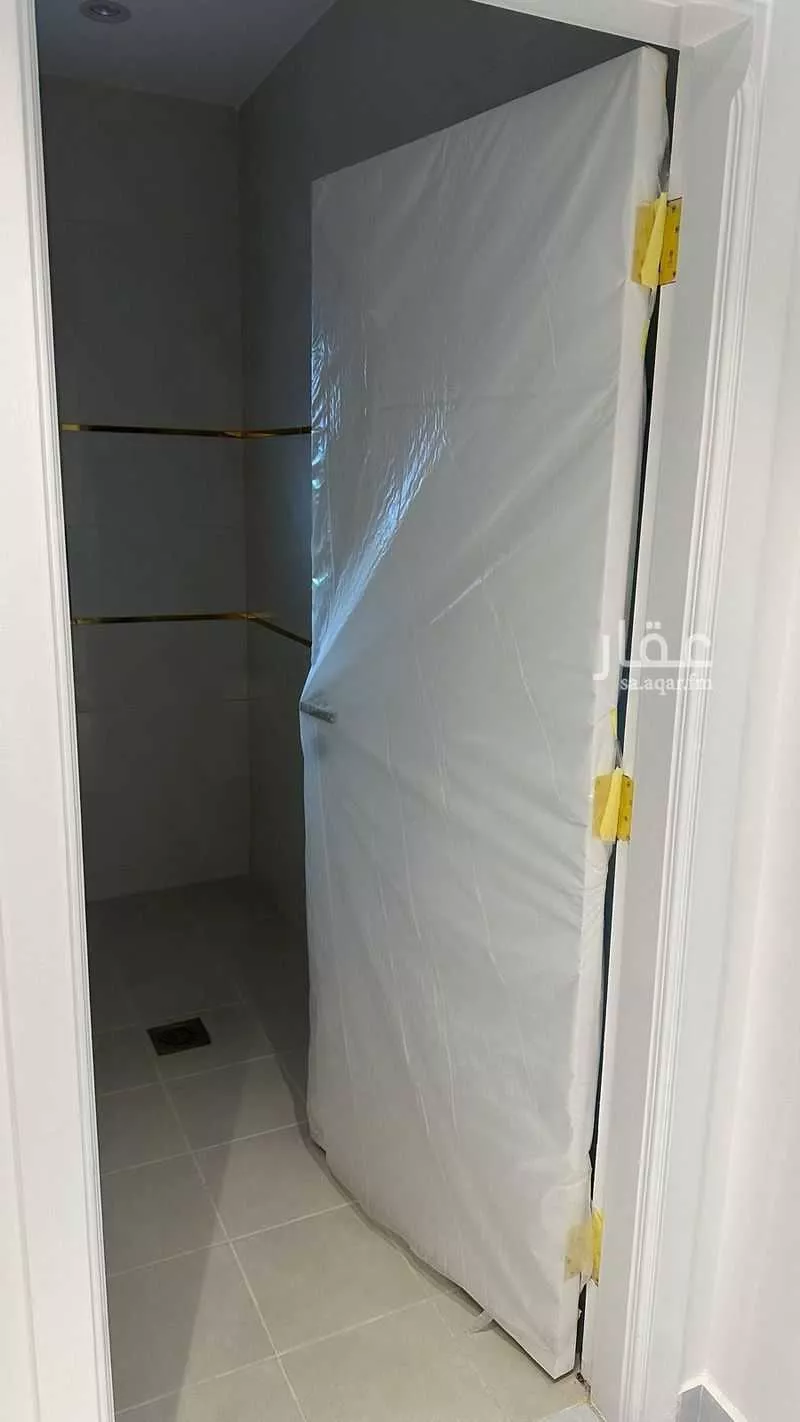 4 bedroom apartment in Bani Bayadah, Madinah 8