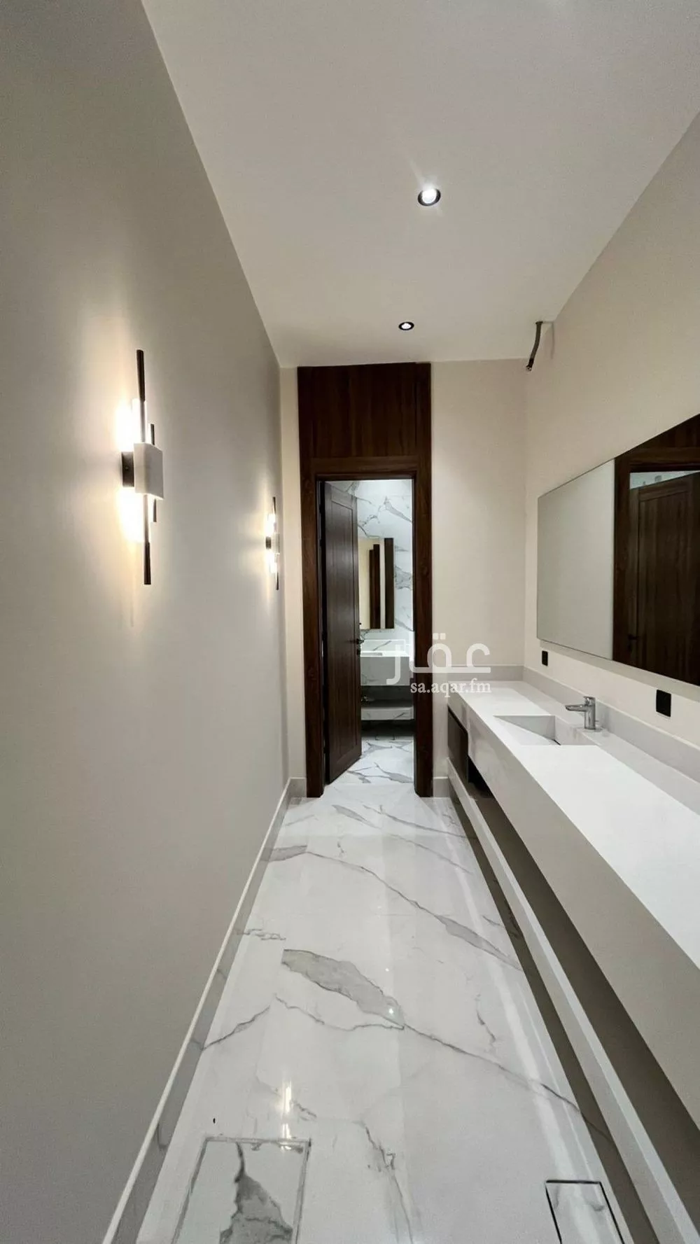 6 bedroom villa in Al Mahdiyyah 2