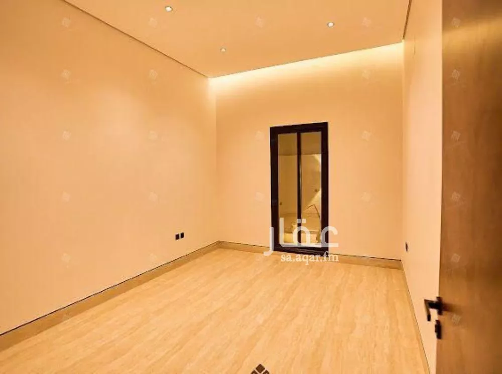 فيلا 4 غرف في المهدية 5