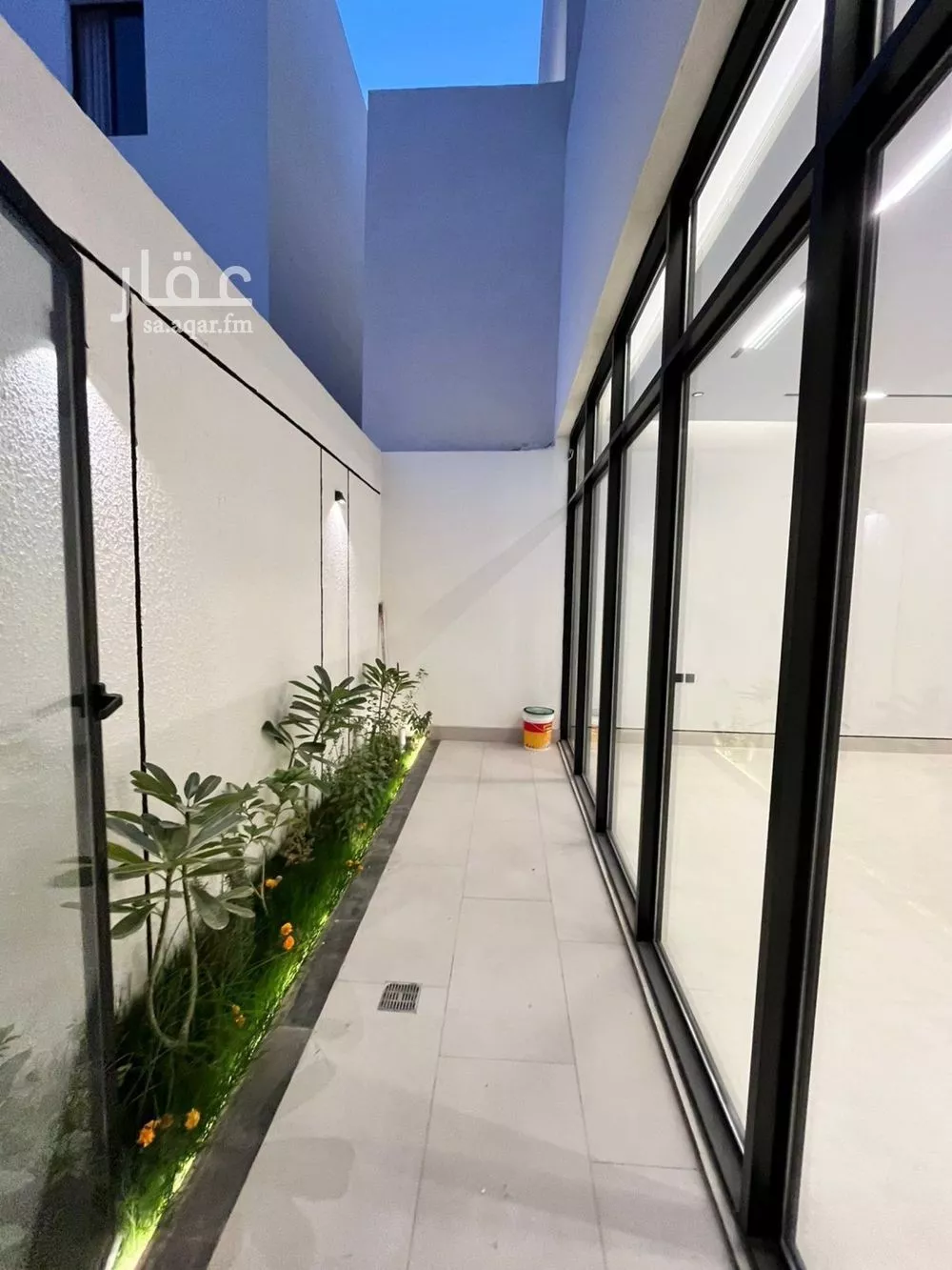 فيلا 6 غرف في المهدية 5