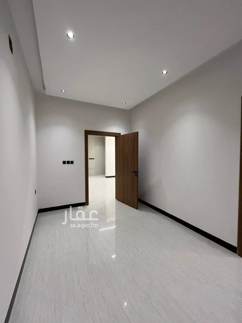 فيلا 3 غرف في المهدية 5