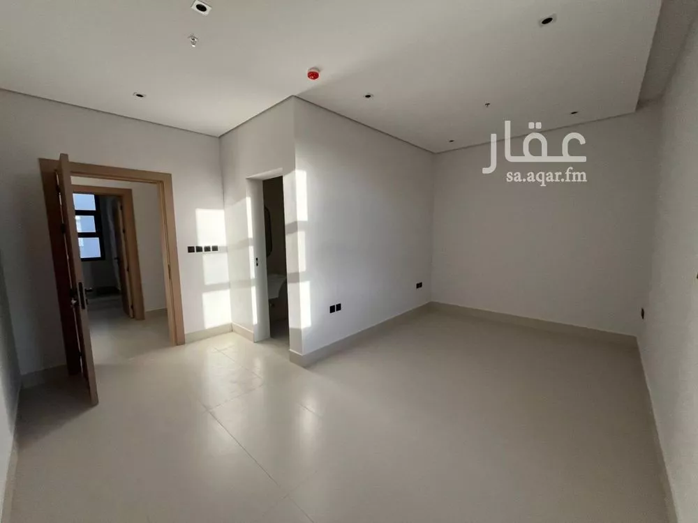 شقة 5 غرف في المهدية، الرياض 12