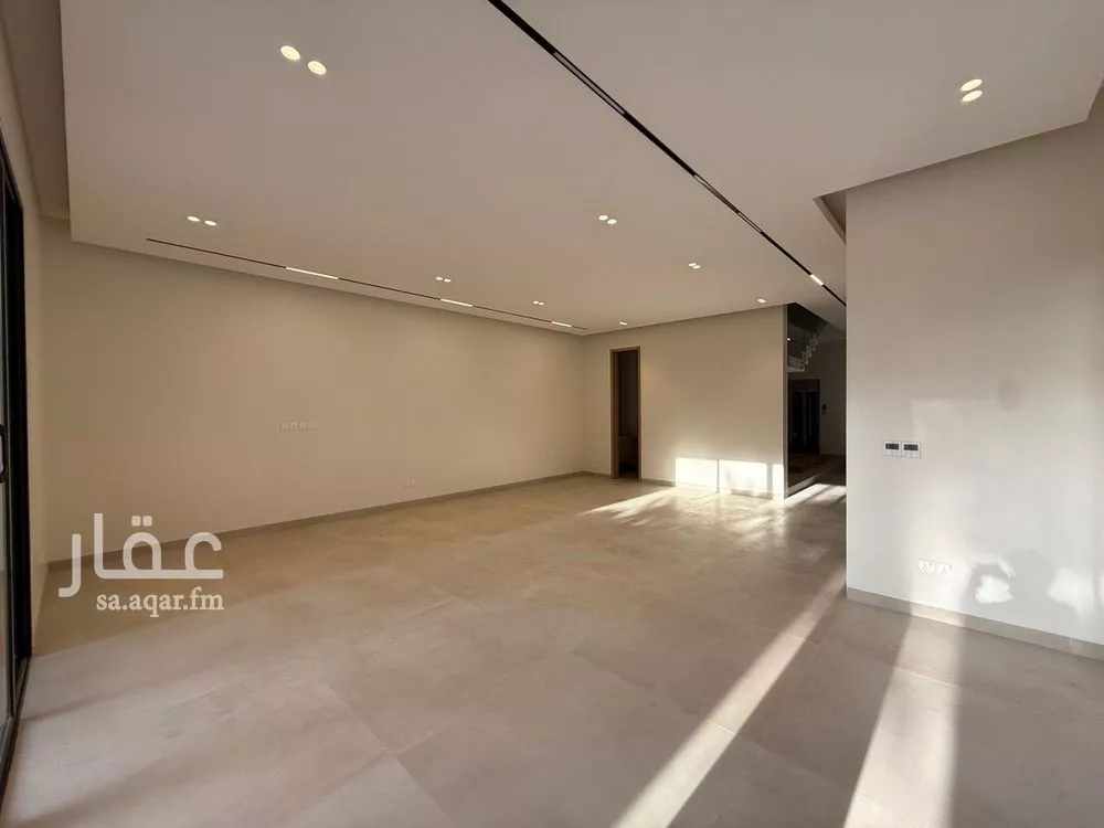 5 bedroom villa in Salah Ad Din, Riyadh 6