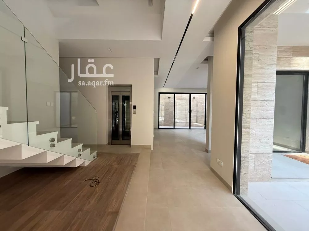 5 bedroom villa in Salah Ad Din, Riyadh 5