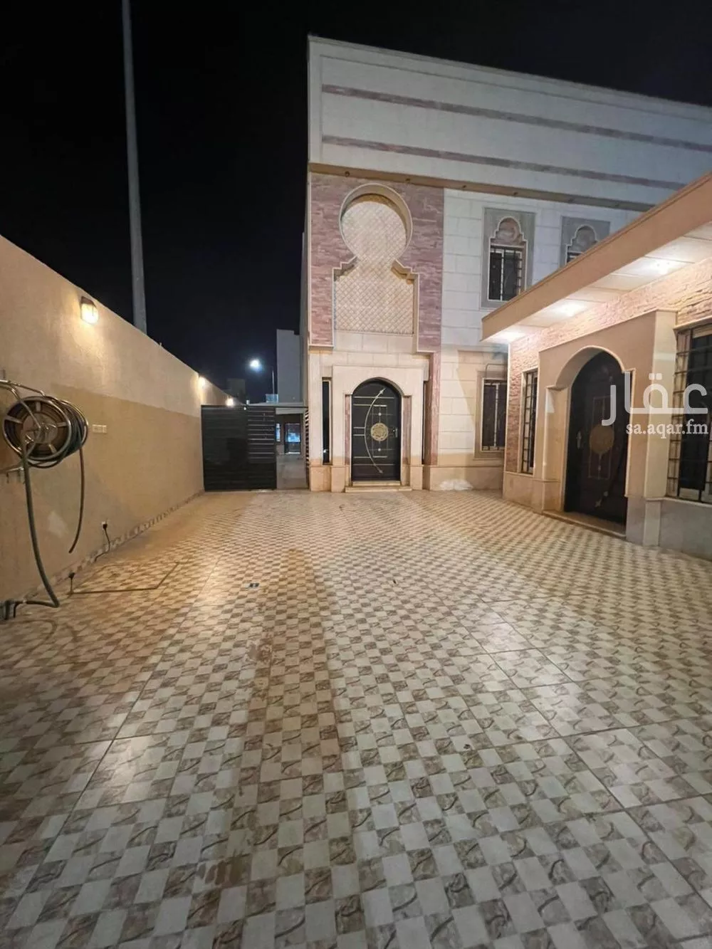 7 bedroom villa in Al Rimal 3