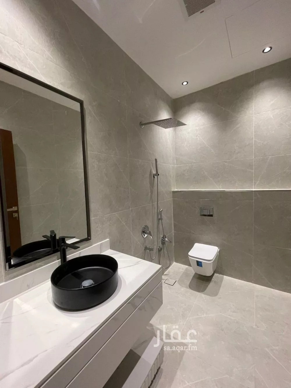 5 bedroom apartment in Al Aridh 2