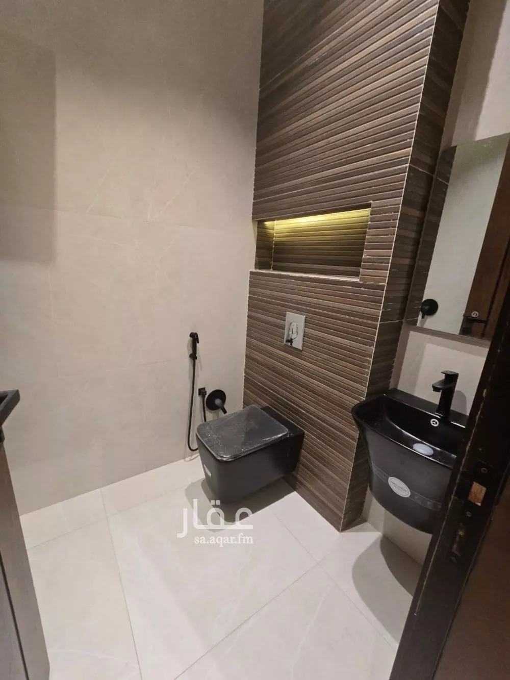 فيلا 4 غرف في النرجس 2