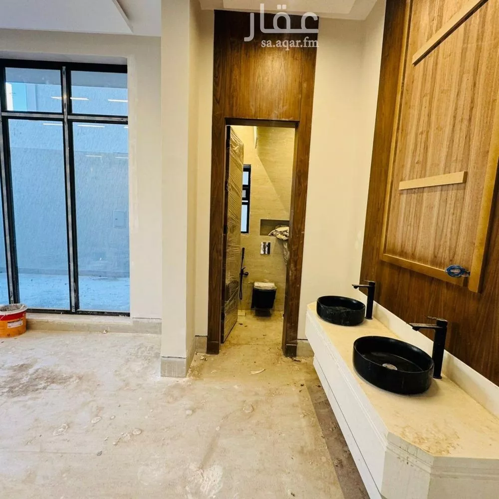 شقة 4 غرف في العارض 4