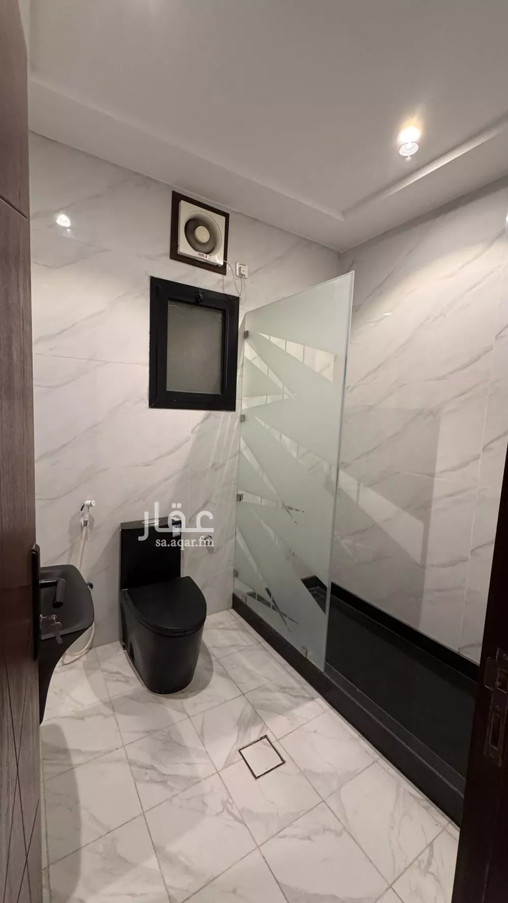 شقة 6 غرف في الصوارى 4