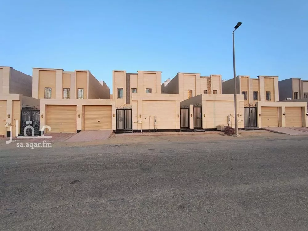 8 bedroom villa in Al Aqiq