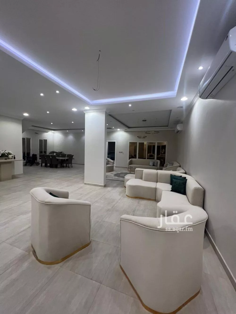 6 bedroom villa in Al Buhairah 2