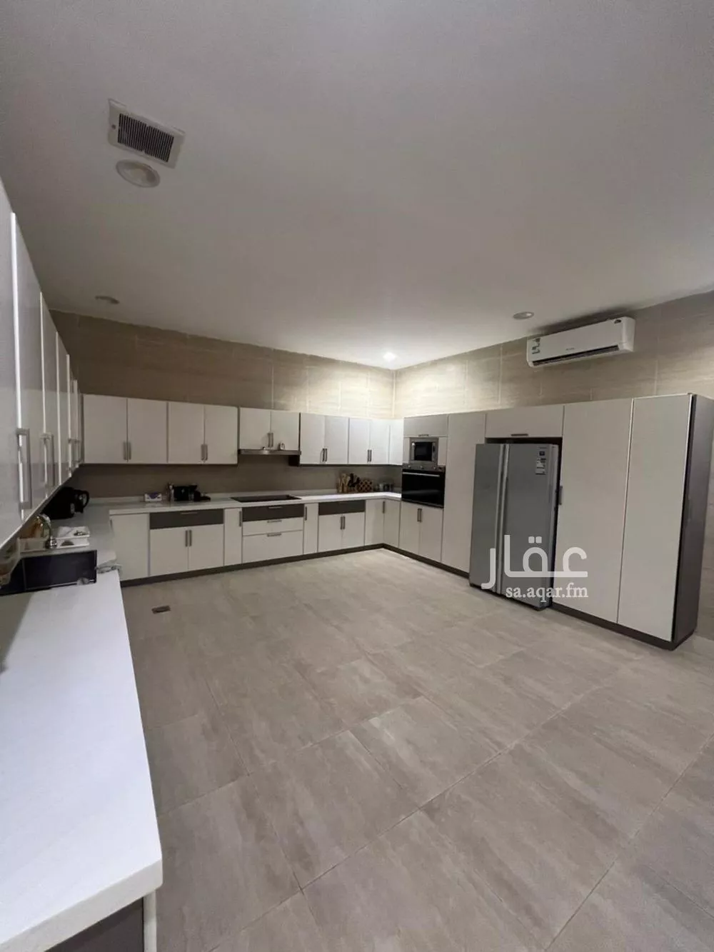 6 bedroom villa in Al Buhairah 1