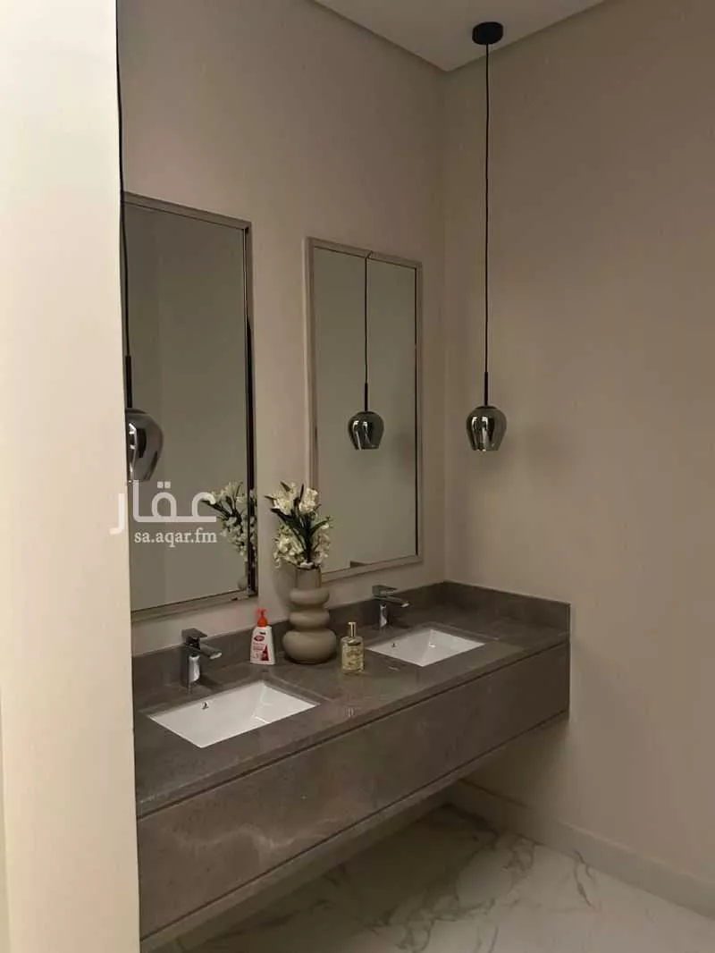 فيلا 5 غرف في النرجس 1