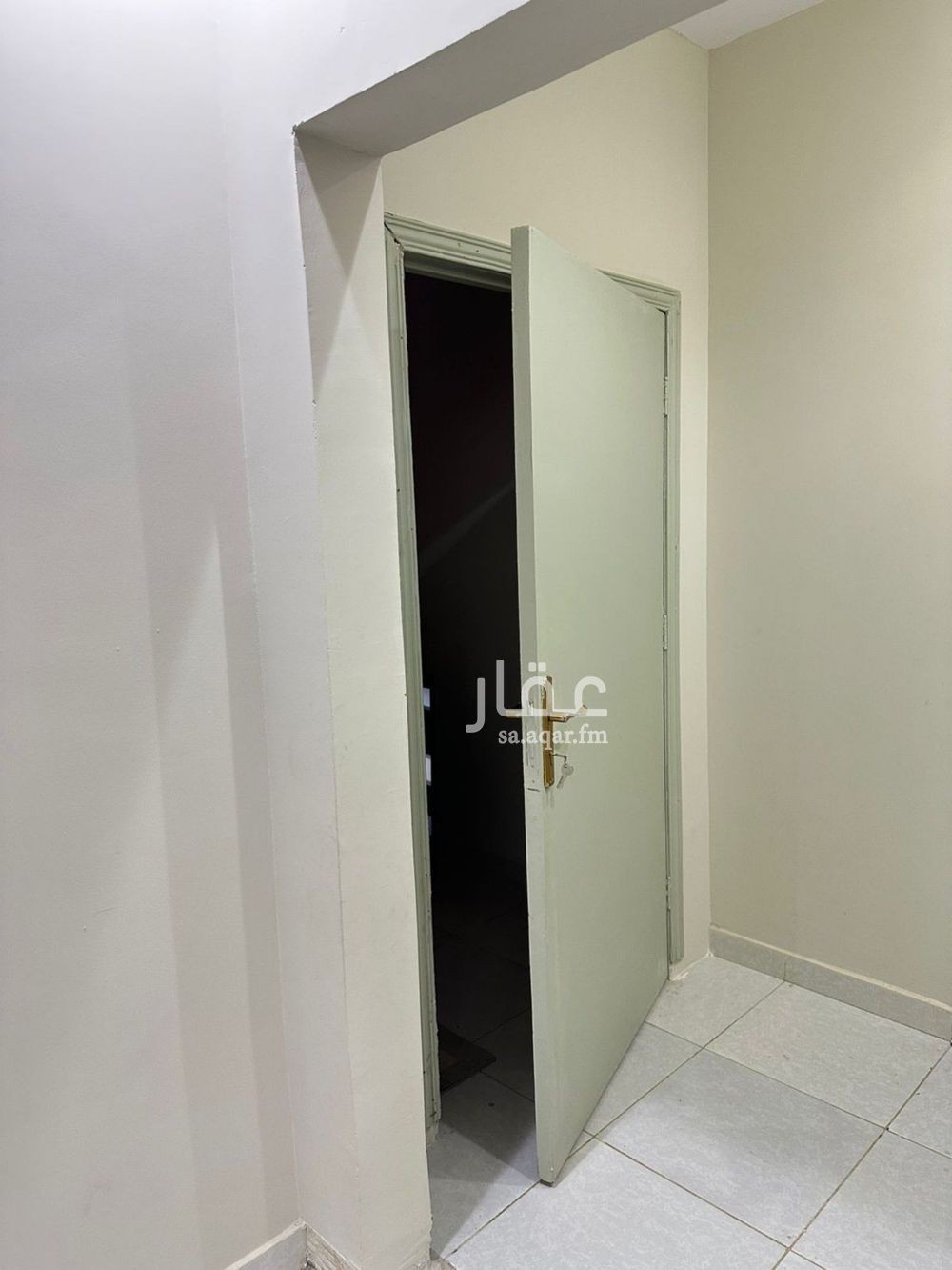 الطابق في الرمال