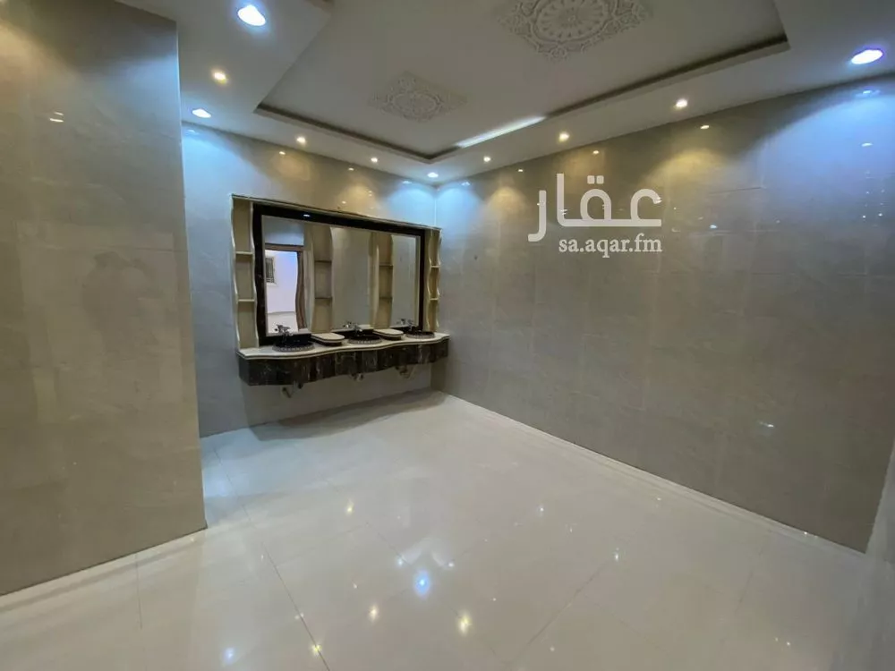 فيلا 7 غرف في الرمال 2