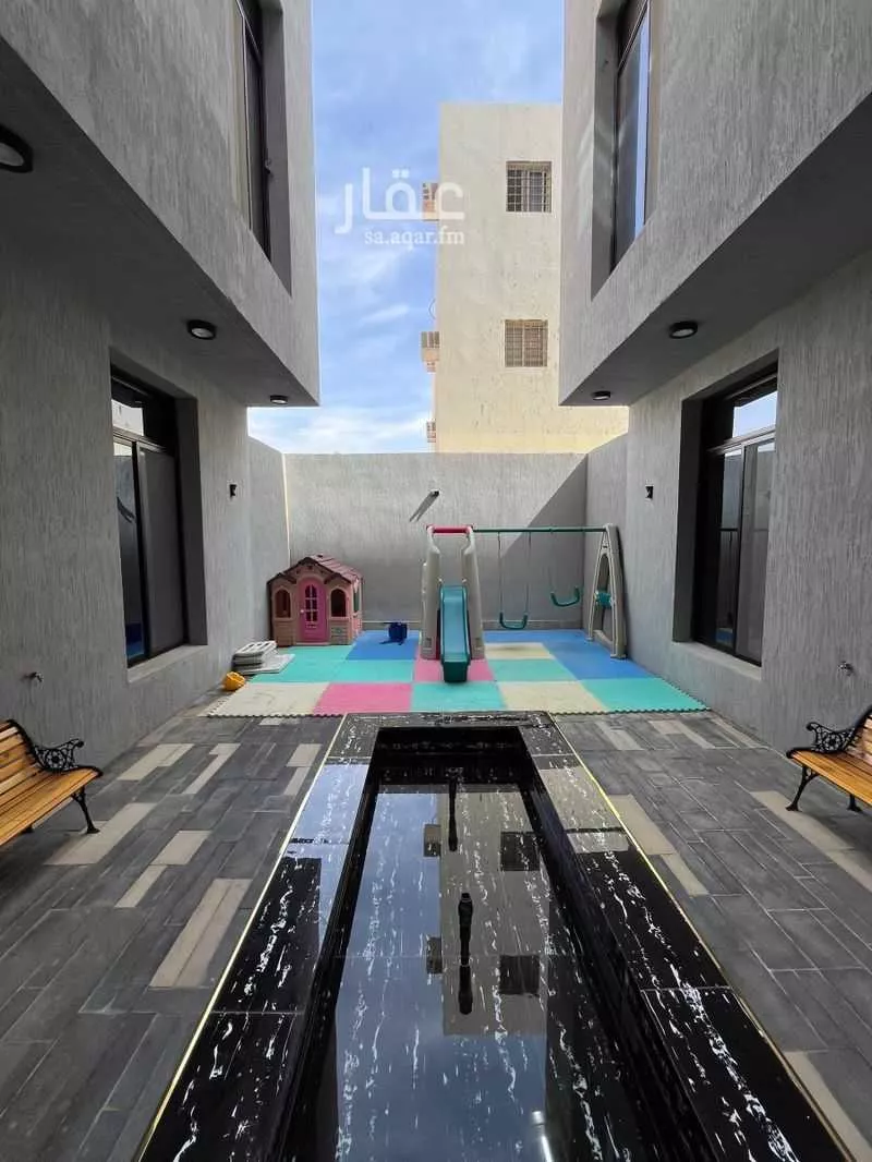 4 bedroom apartment in Al Yarmouk, Riyadh 17