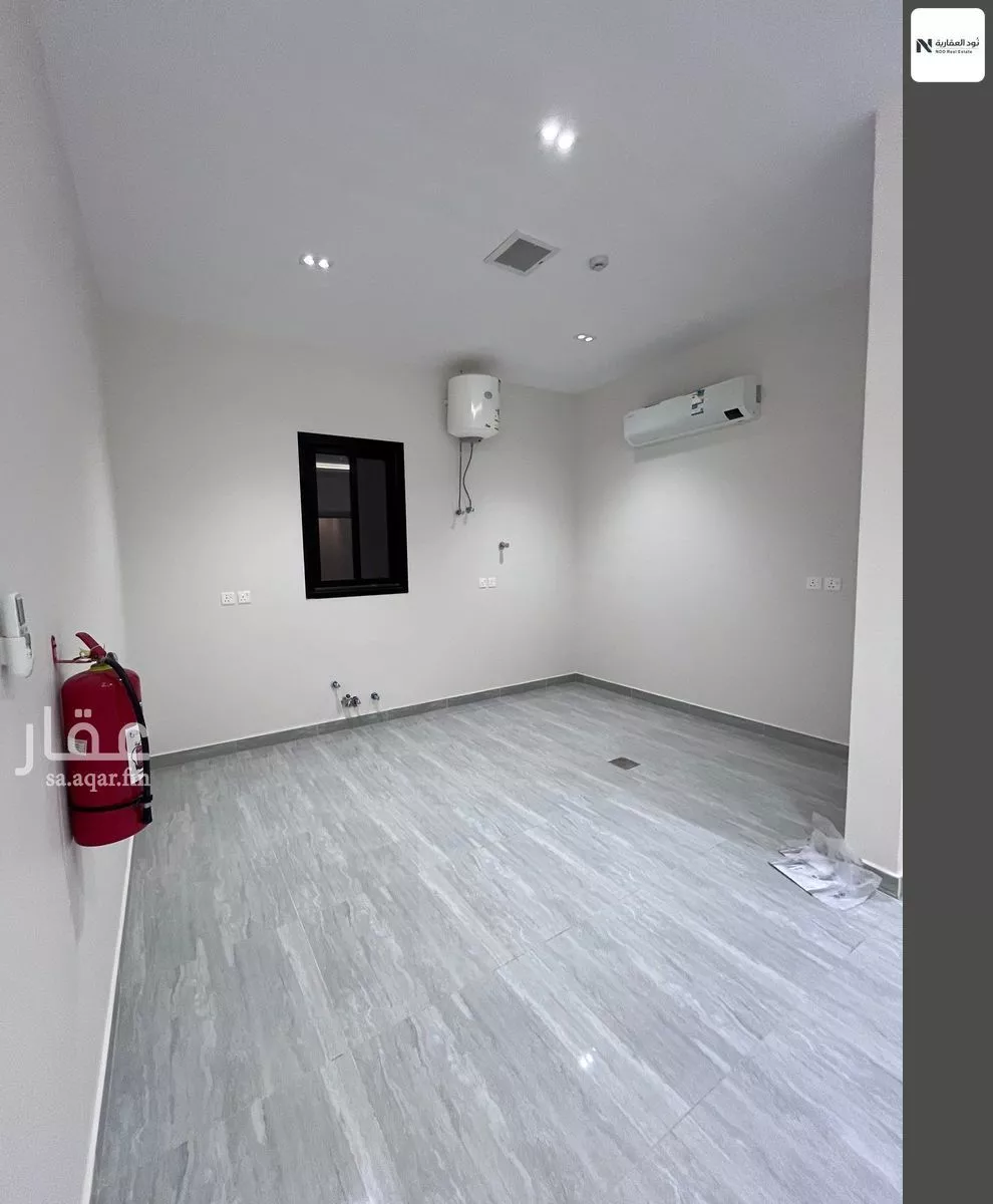 شقة 3 غرف في الرمال 5