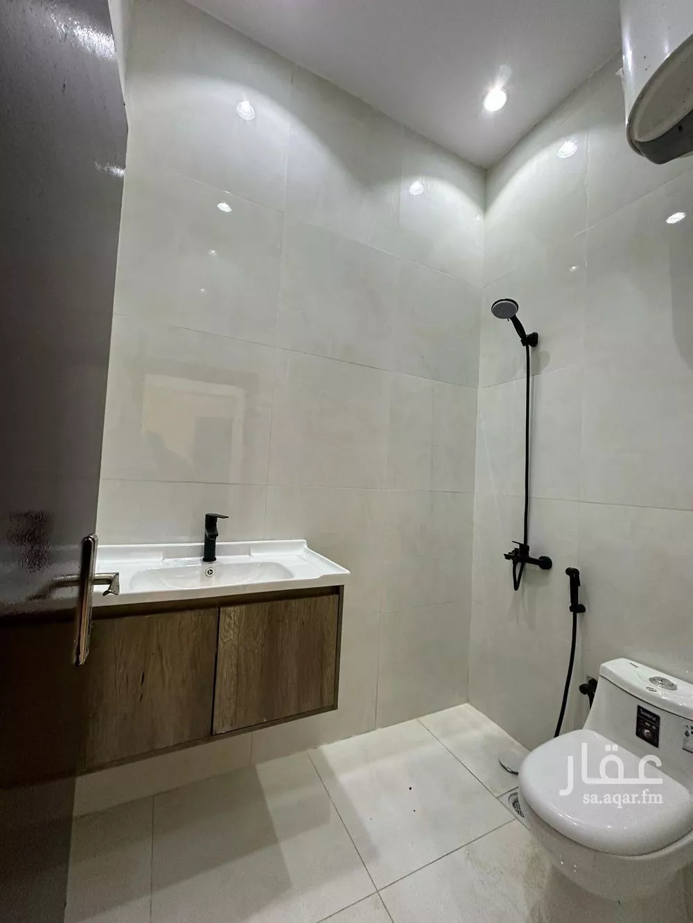 1 bedroom apartment in Al Aqiq 3