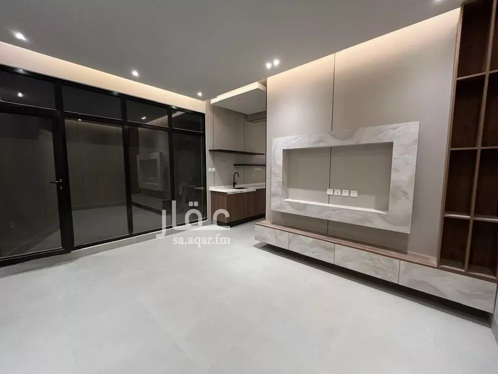 4 bedroom villa in Al Yasmin, Riyadh 14