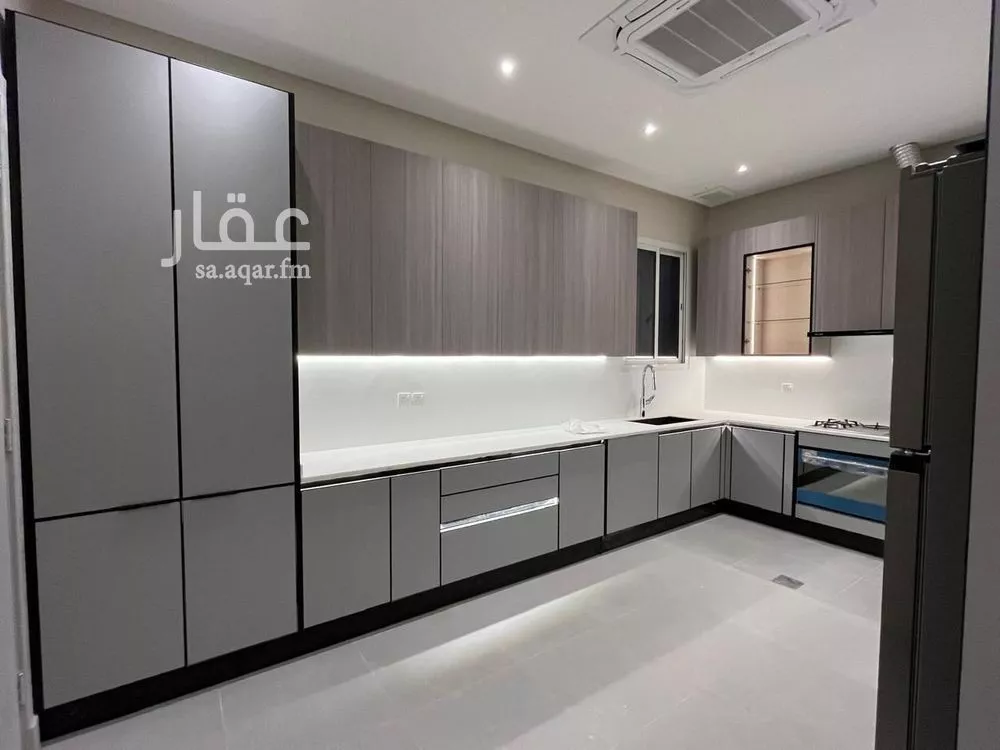 4 bedroom villa in Al Yasmin, Riyadh 17