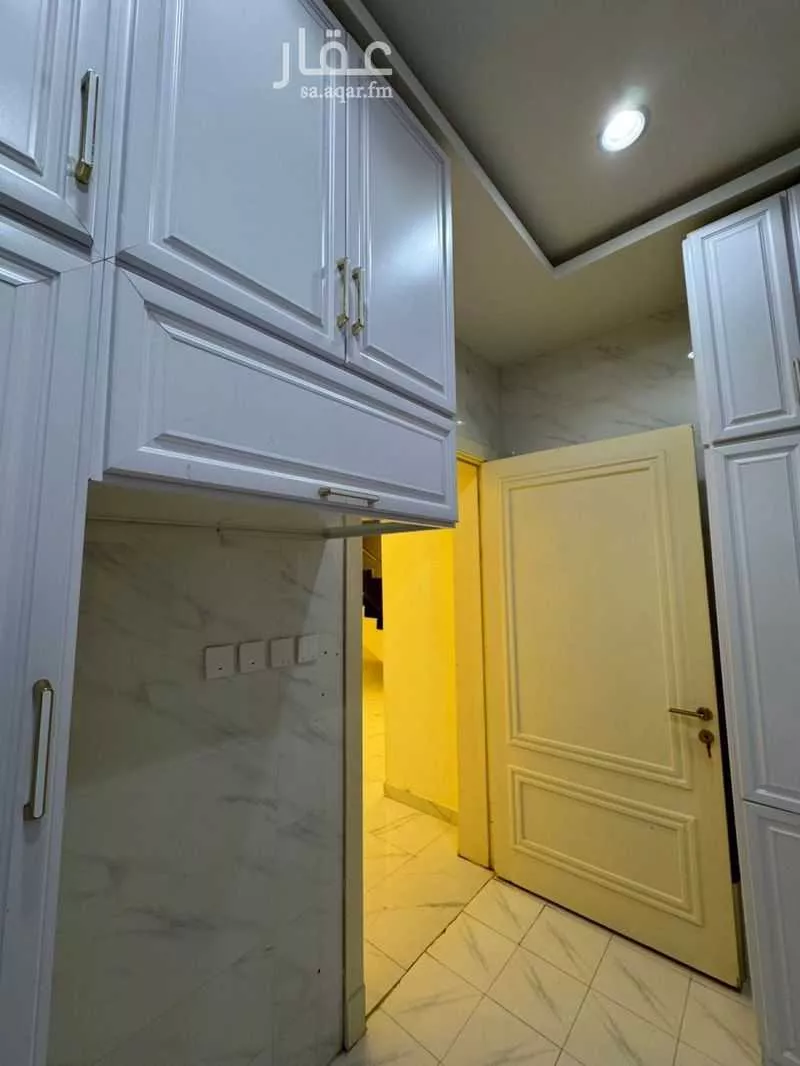 شقة 5 غرف في ظهرة لبن 2