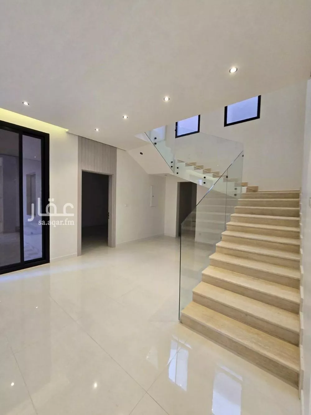 دور 6 غرف في العارض 2