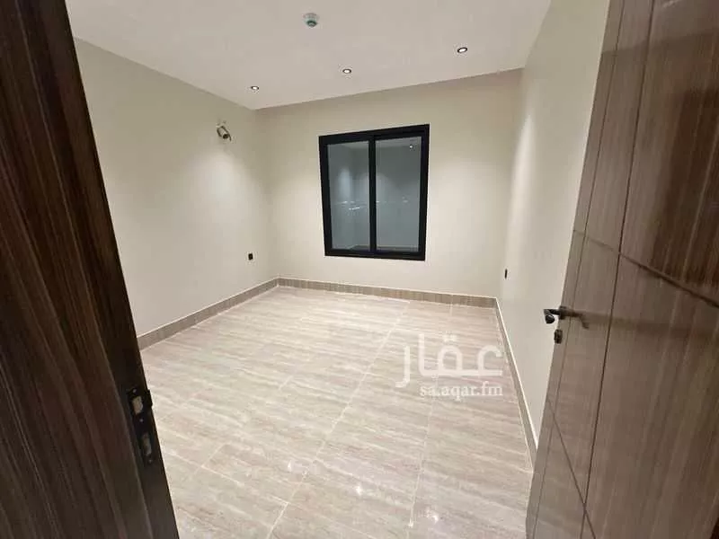 شقة 8 غرف في الندى 3