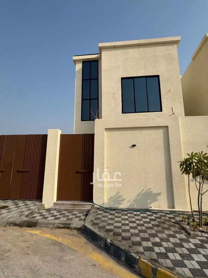 فيلا 11 غرف في السيف 2