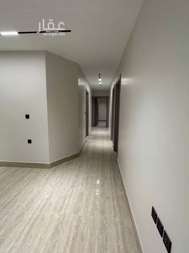 شقة 8 غرف في الندى 3