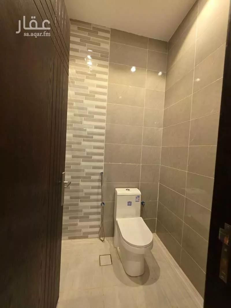 فيلا 6 غرف في الفروسية 4