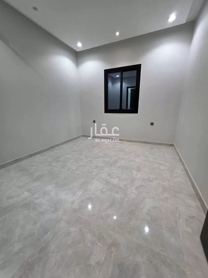 فيلا 6 غرف في الصالحية 3