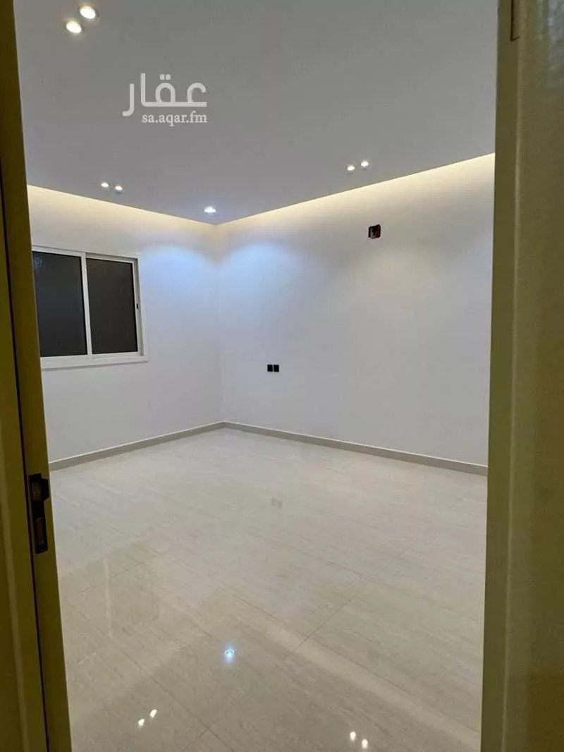 شقة 4 غرف في طويق 1